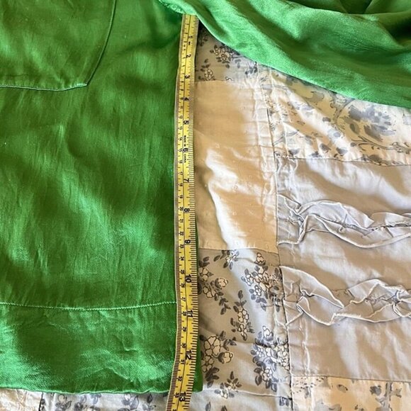 Pistola SIA Button Down Long Sleeve Kelly Green Blouse Shirt Sz M Satin - Picture 8 of 8